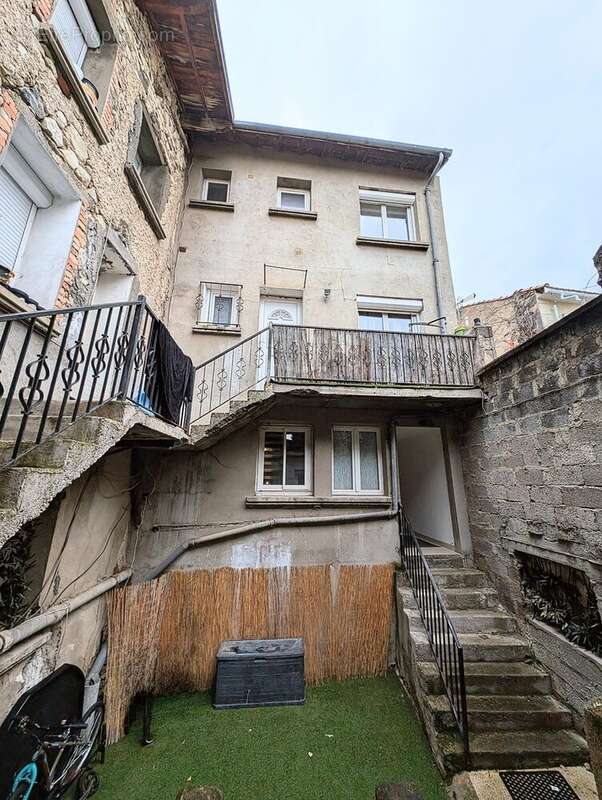 Appartement à LA ROCHE-BLANCHE