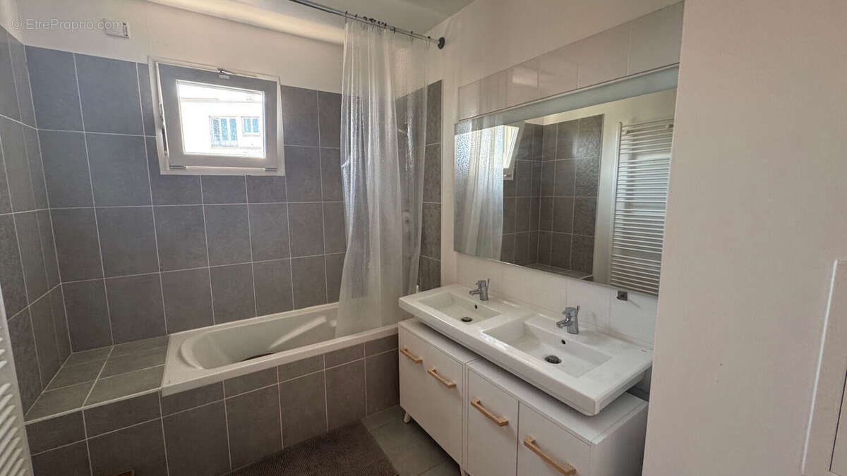 Appartement à MONTREUIL