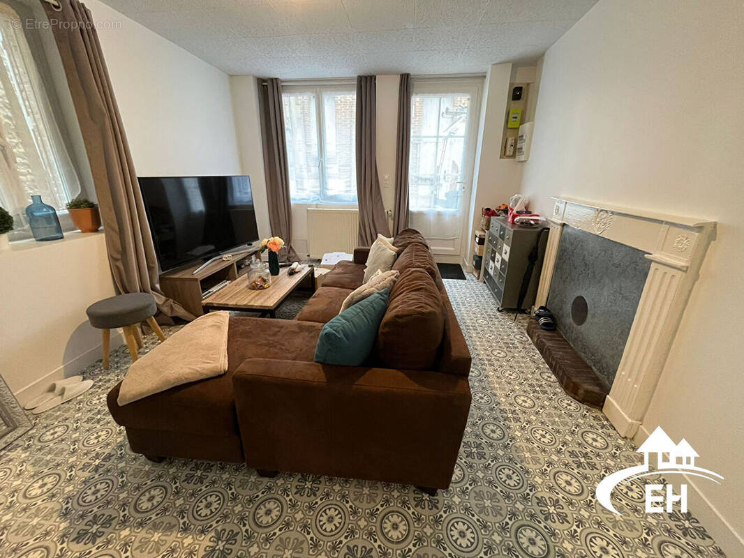 Maison à L&#039;AIGLE