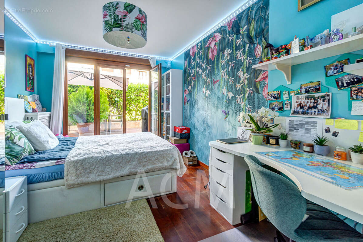 Appartement à MAISONS-LAFFITTE