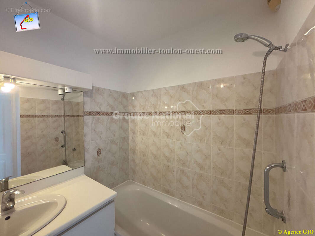 Appartement à HYERES