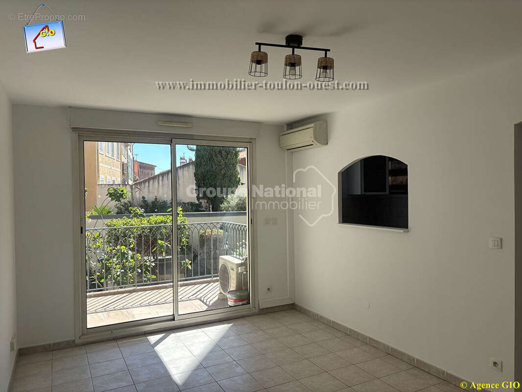 Appartement à HYERES