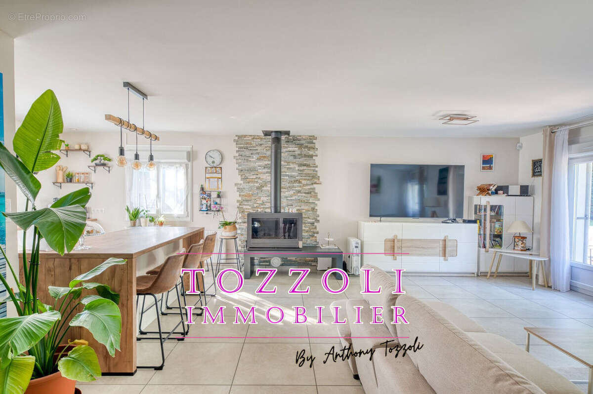 Maison à LA VERPILLIERE