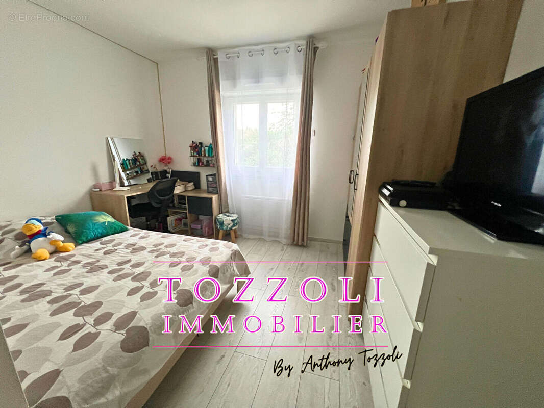 Maison à LA VERPILLIERE