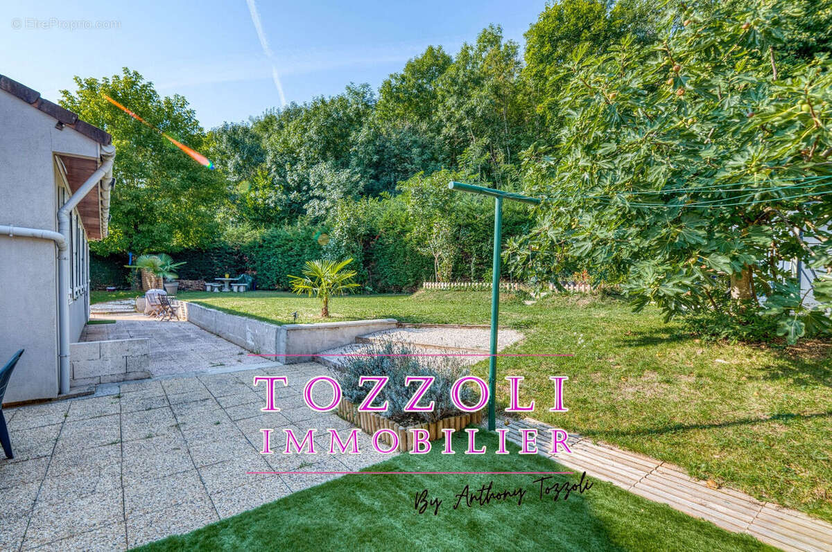 Maison à LA VERPILLIERE