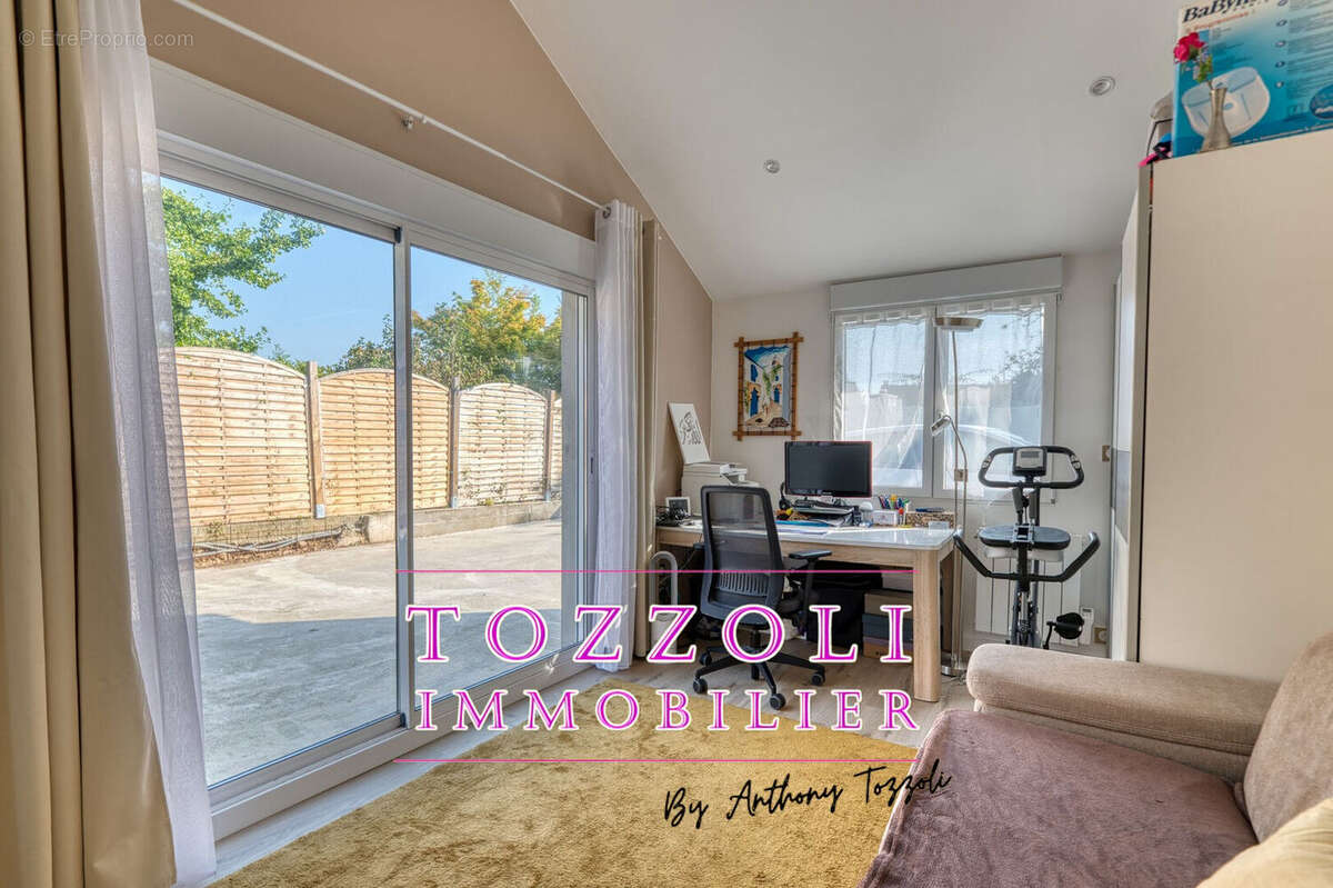 Maison à LA VERPILLIERE