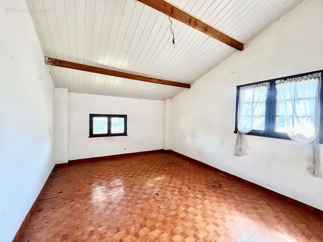 Maison à VILLETTE-D&#039;ANTHON