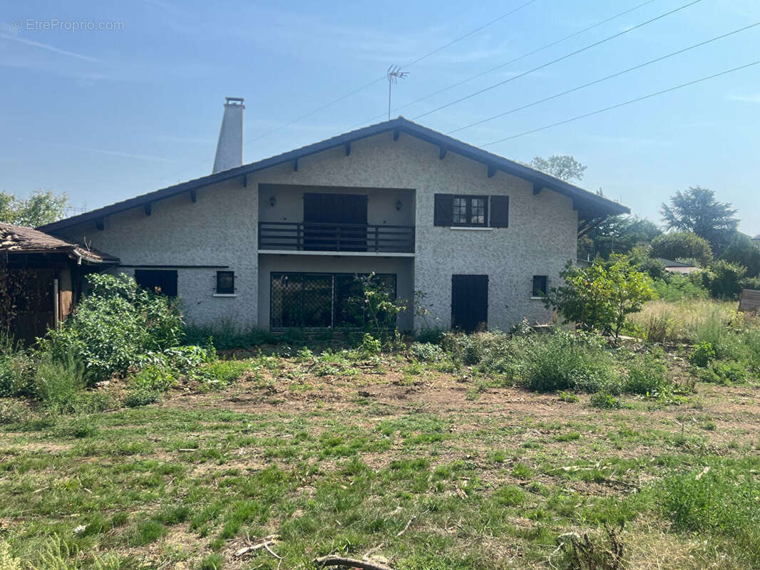 Maison à VILLETTE-D&#039;ANTHON