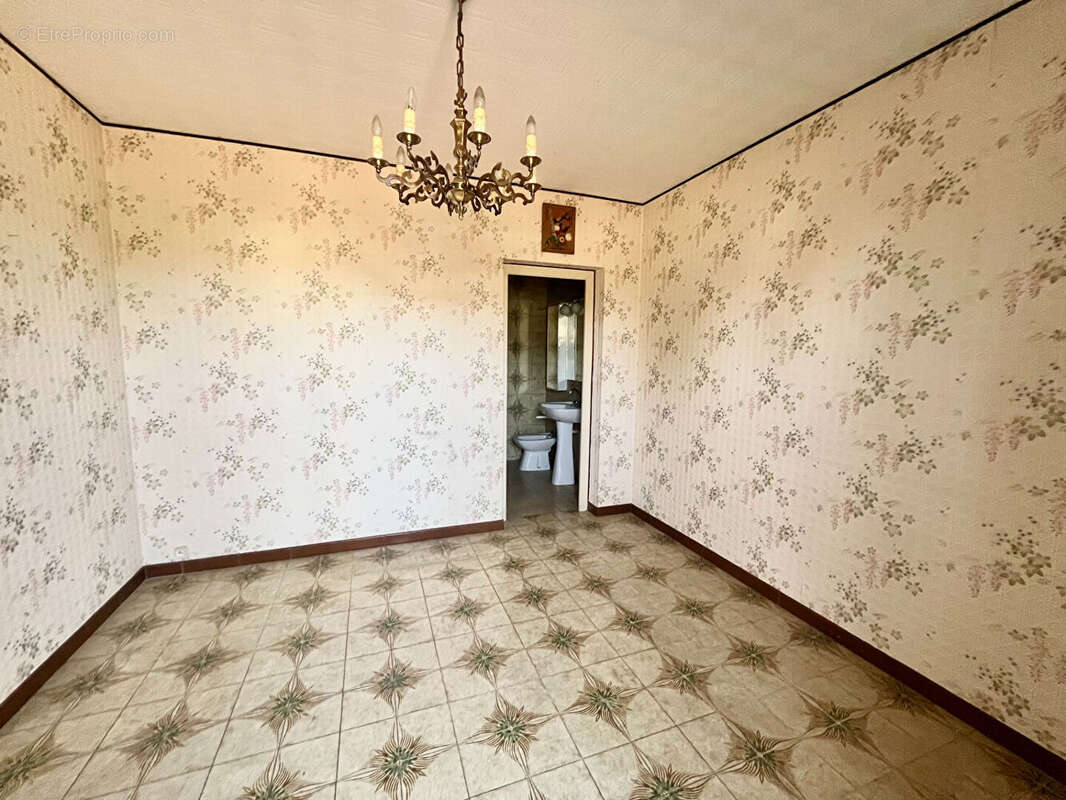 Maison à VILLETTE-D&#039;ANTHON