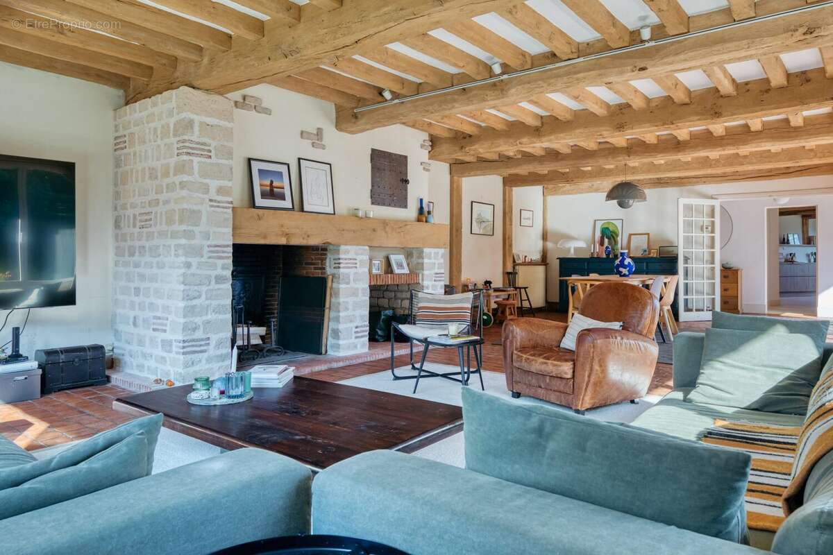 Maison à PONT-L'EVEQUE