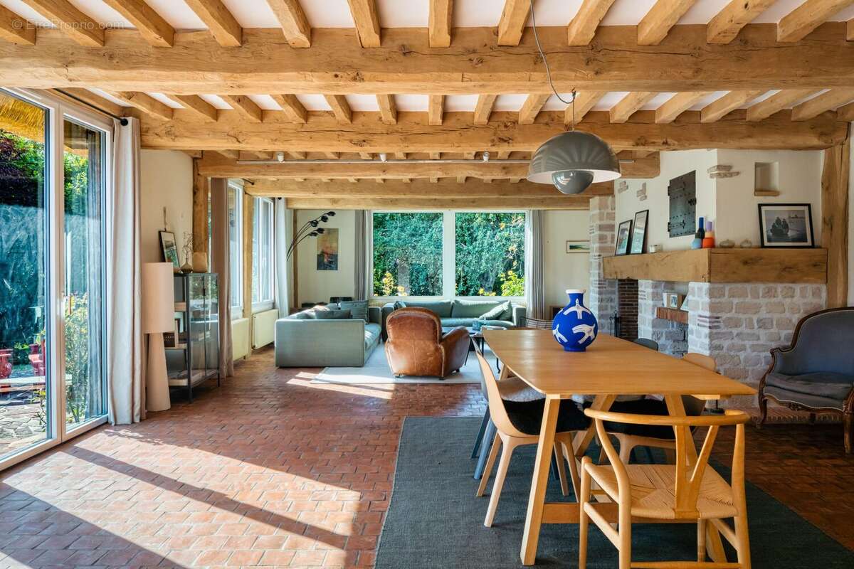 Maison à PONT-L'EVEQUE