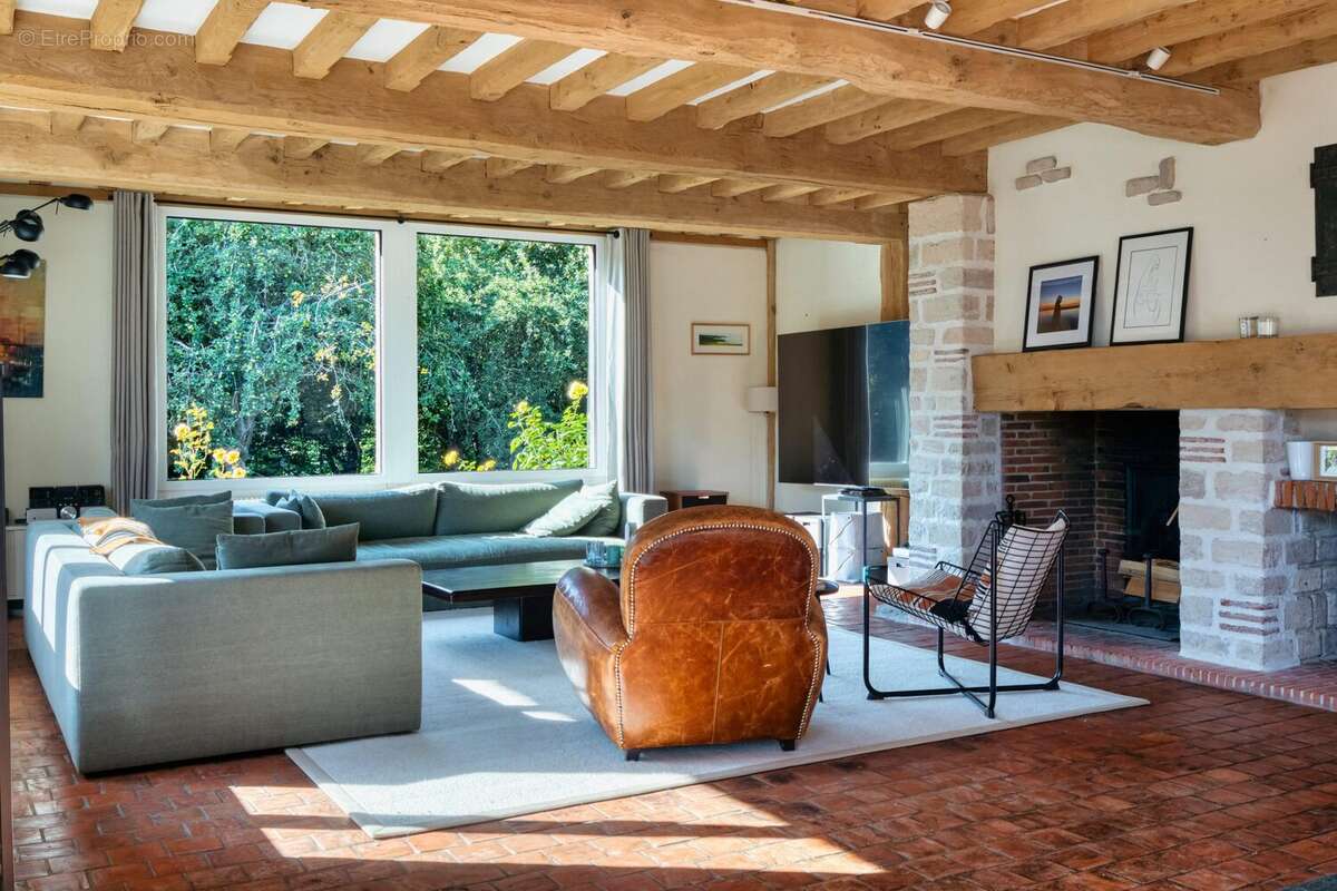 Maison à PONT-L'EVEQUE