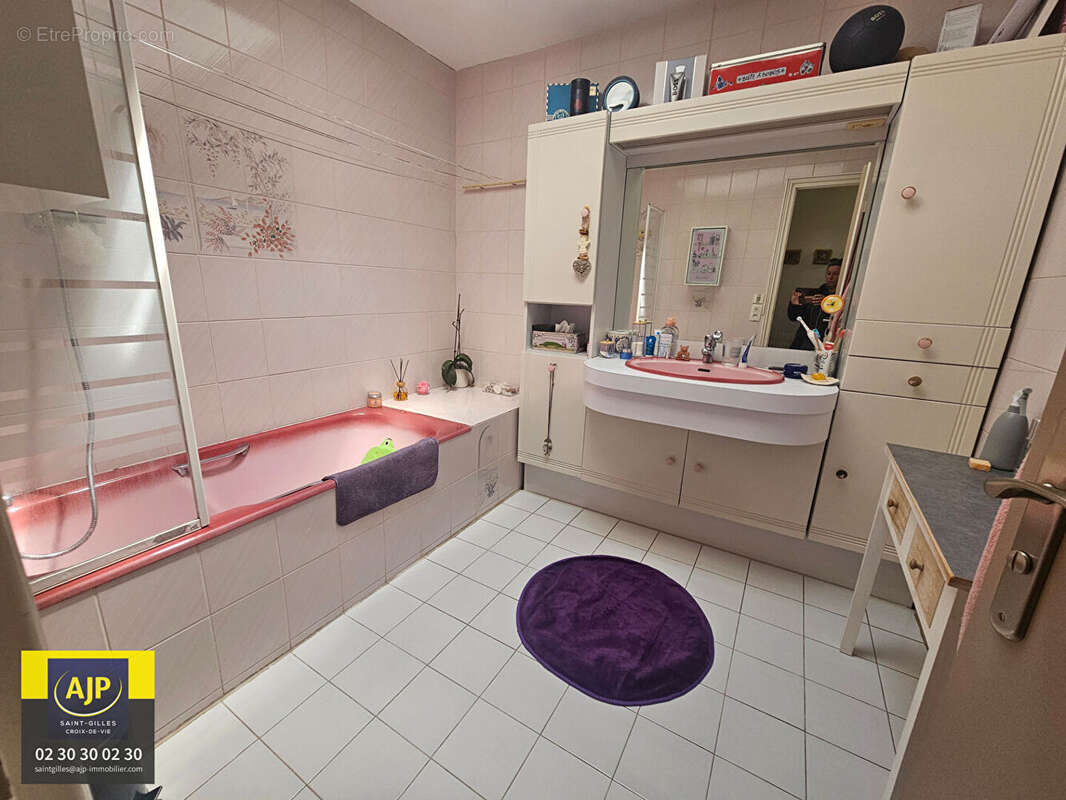 Commerce à SAINT-GILLES-CROIX-DE-VIE