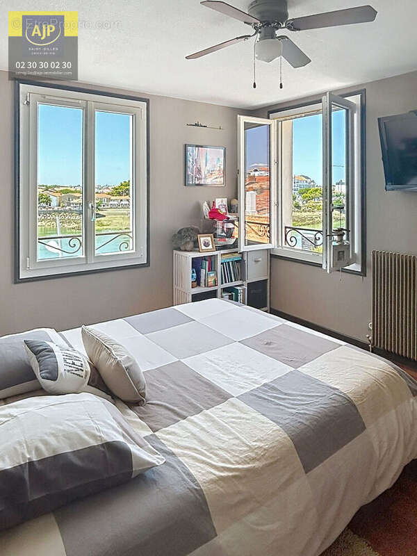 Commerce à SAINT-GILLES-CROIX-DE-VIE