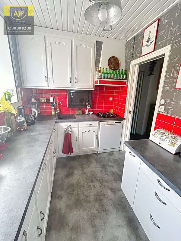 Commerce à SAINT-GILLES-CROIX-DE-VIE