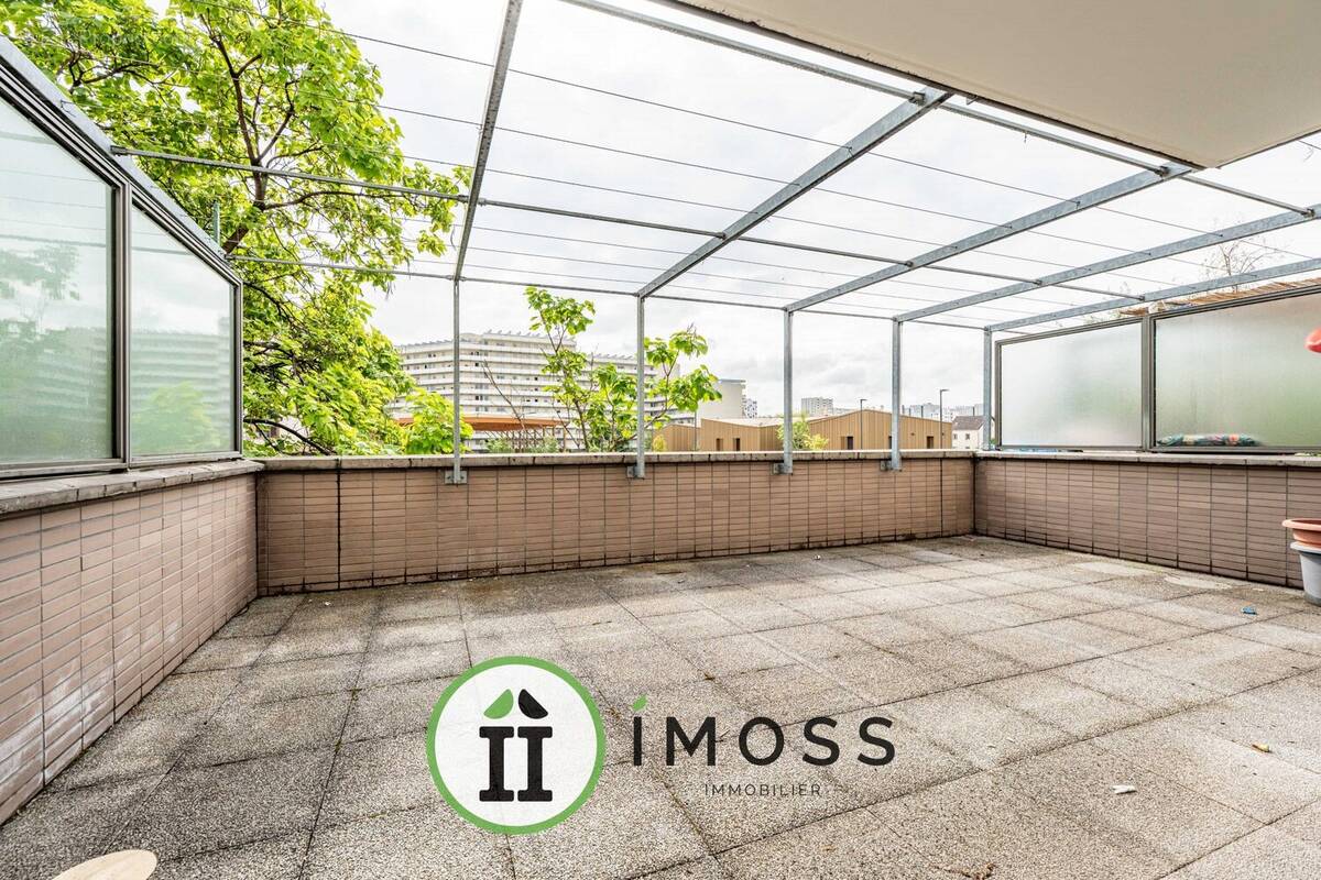 Appartement à LA COURNEUVE