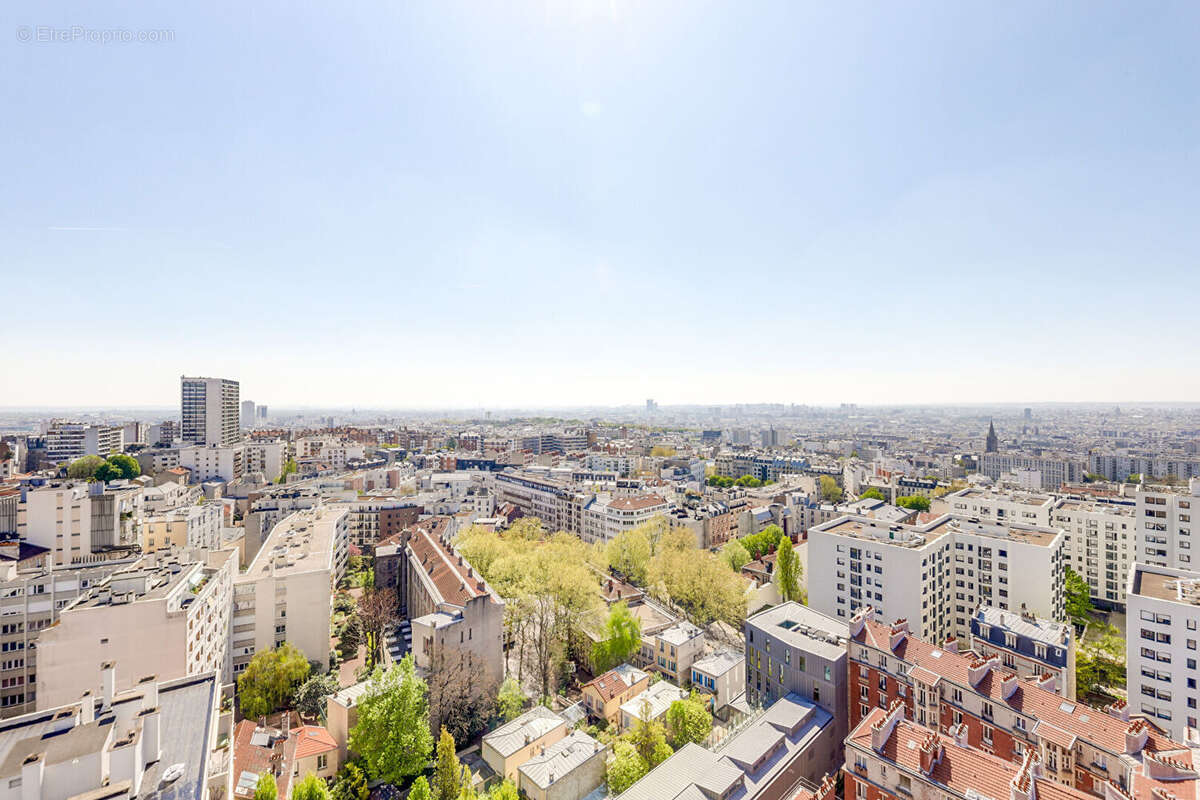 Appartement à PARIS-20E