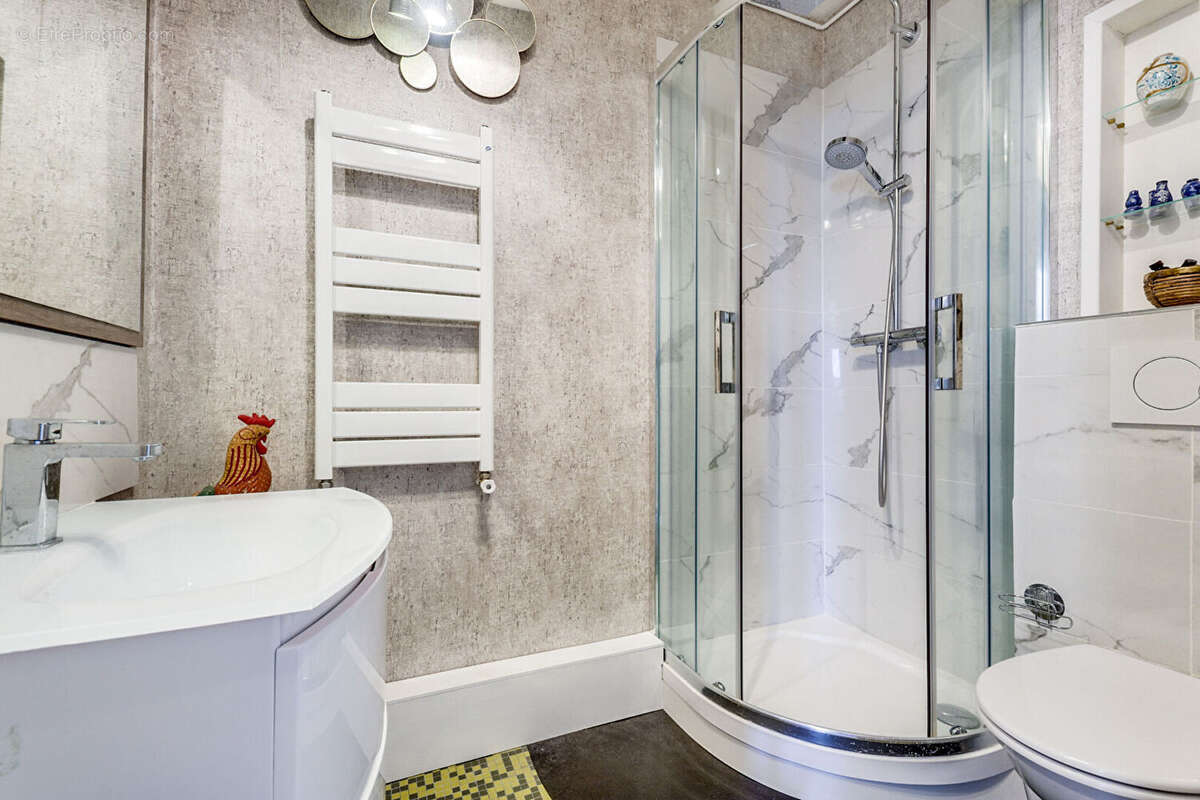 Appartement à PARIS-20E