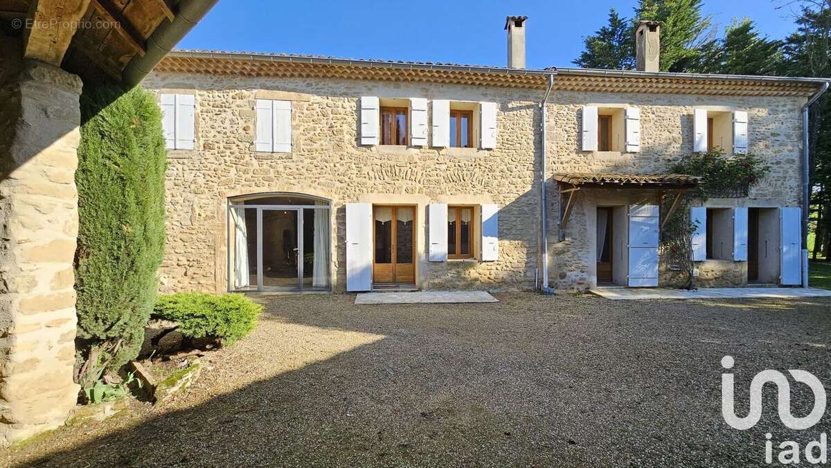 Photo 2 - Maison à MONTOISON