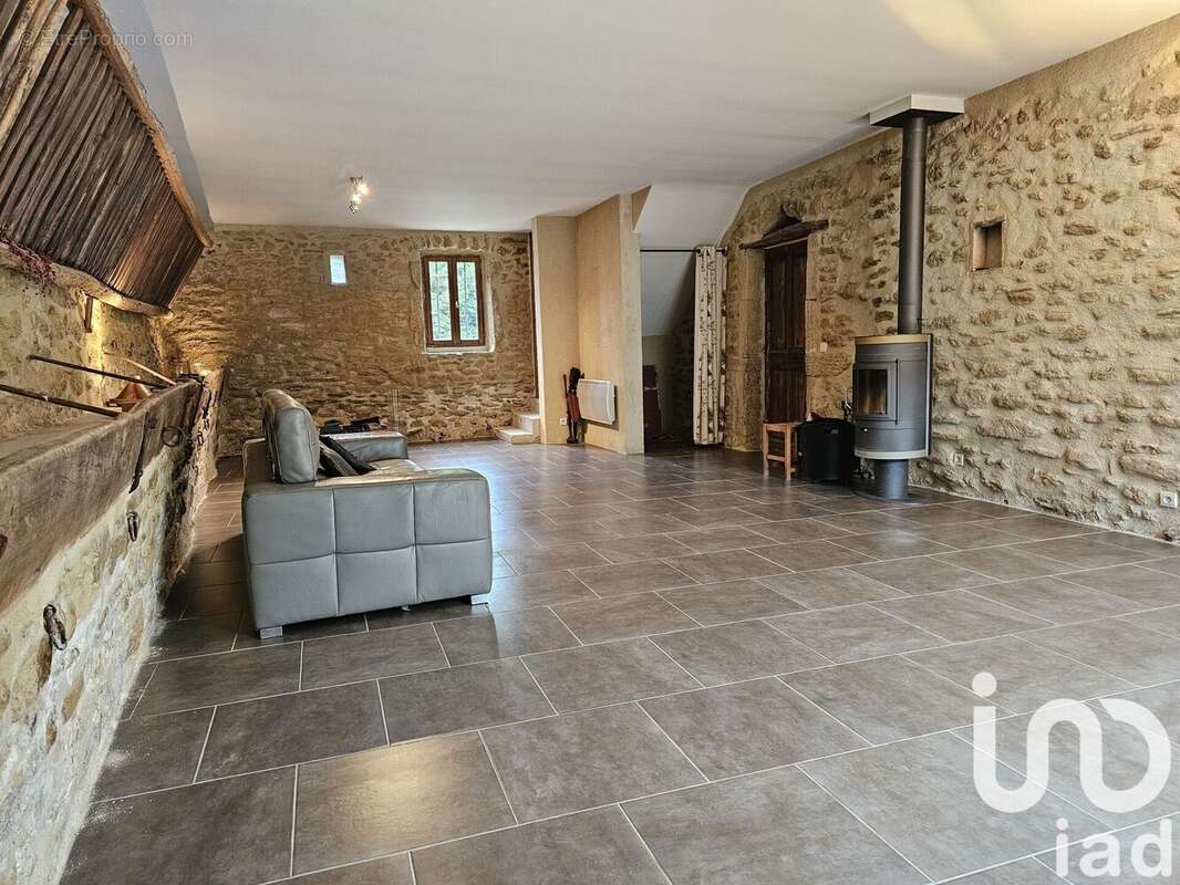 Photo 5 - Maison à MONTOISON