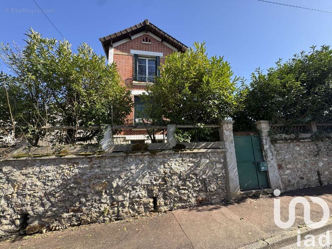 Photo 3 - Maison à DAMMARIE-LES-LYS