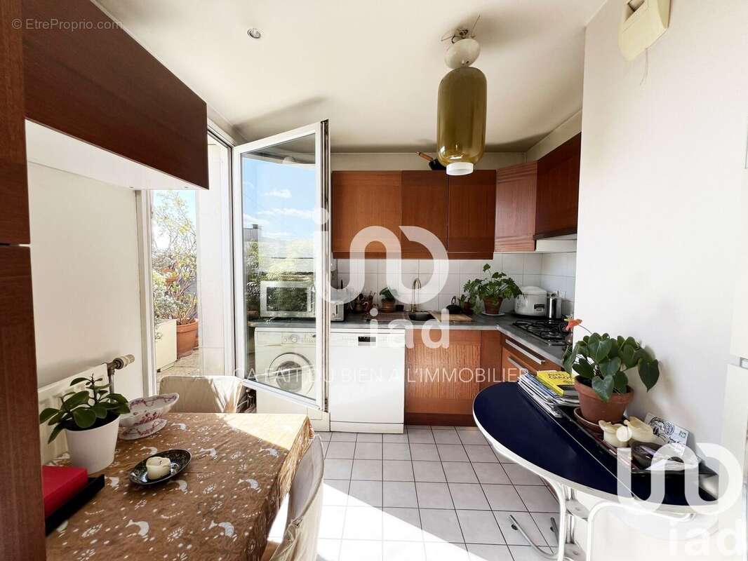 Photo 4 - Appartement à SURESNES