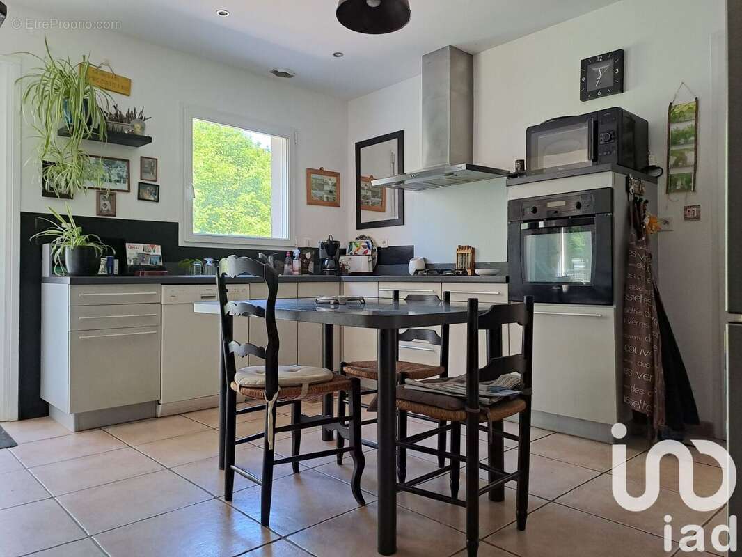 Photo 4 - Maison à LA POMMERAYE