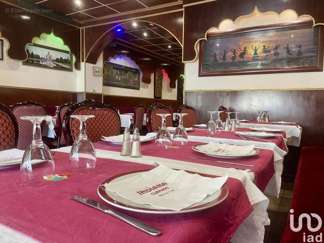 Photo 3 - Commerce à CLAMART