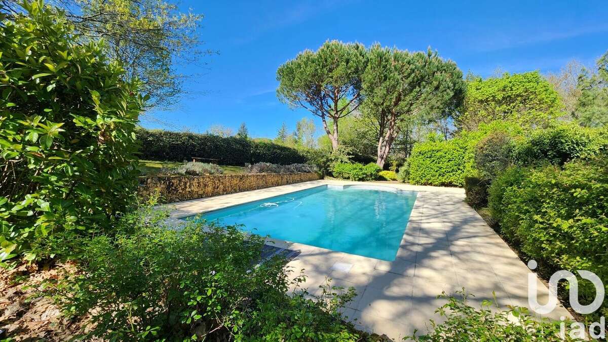 Photo 2 - Maison à COUZE-ET-SAINT-FRONT