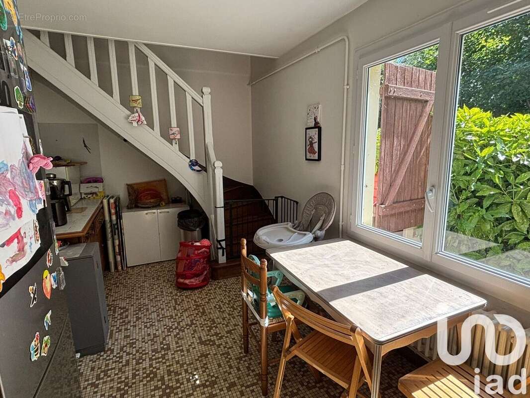 Photo 6 - Maison à COURGENT