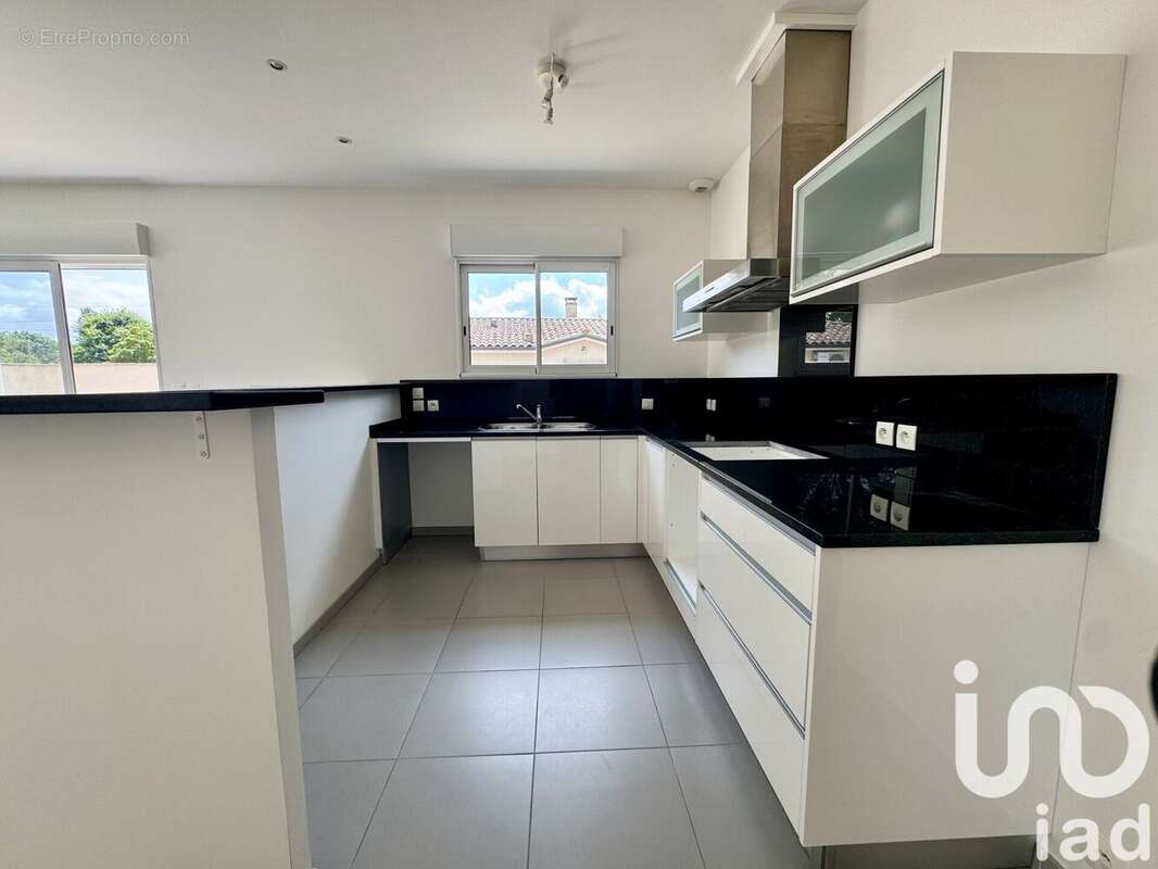 Photo 4 - Maison à LEOGNAN