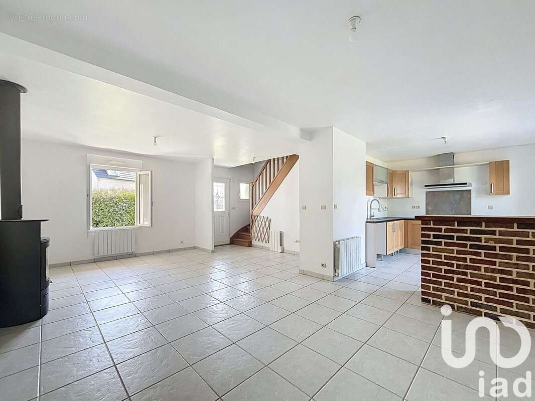 Photo 3 - Maison à BOVES