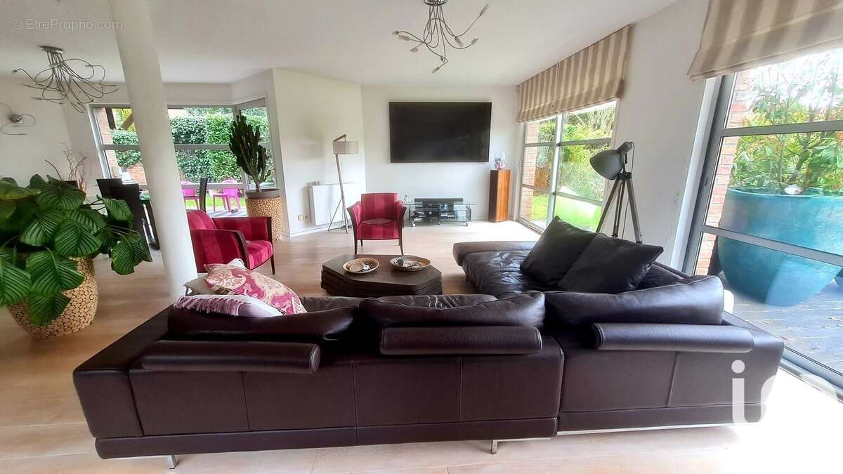 Photo 8 - Maison à WATTIGNIES