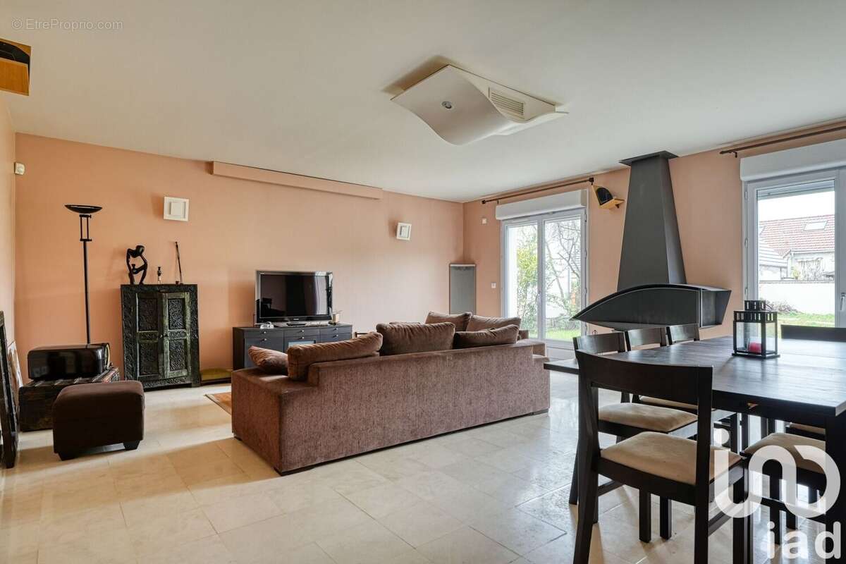 Photo 5 - Maison à SARTROUVILLE