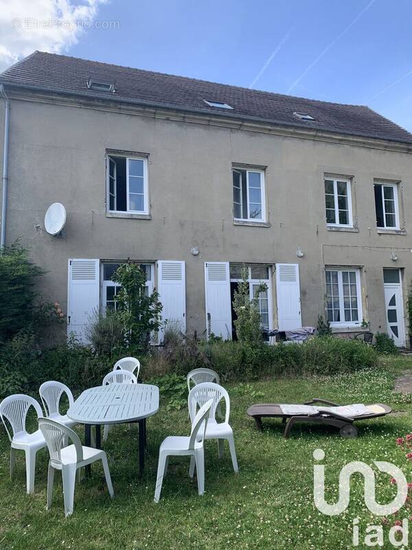 Photo 1 - Maison à SAINT-LEU-D&#039;ESSERENT