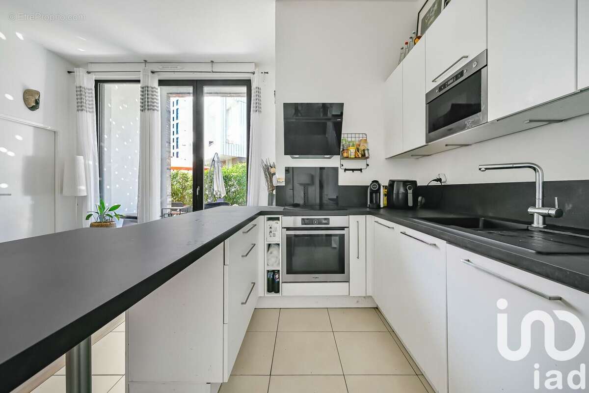 Photo 5 - Appartement à ASNIERES-SUR-SEINE