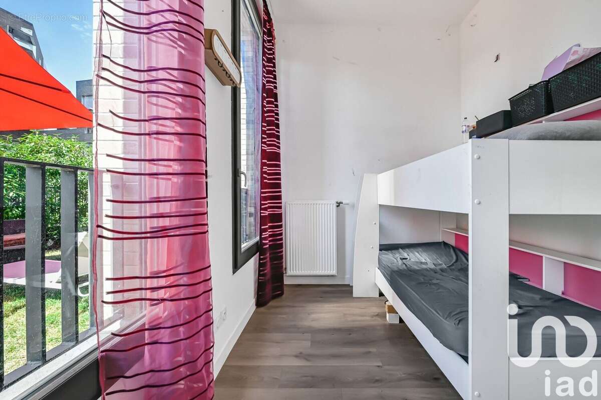 Photo 7 - Appartement à ASNIERES-SUR-SEINE