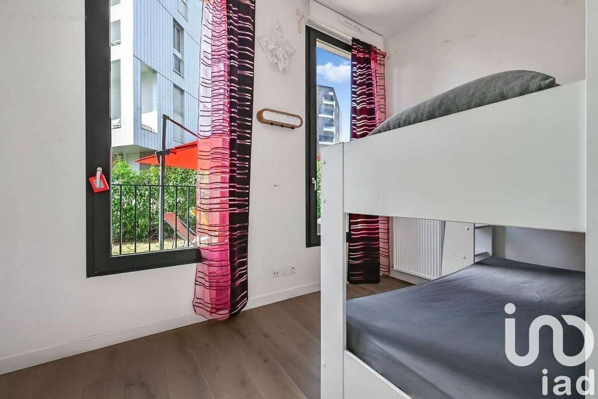 Photo 8 - Appartement à ASNIERES-SUR-SEINE