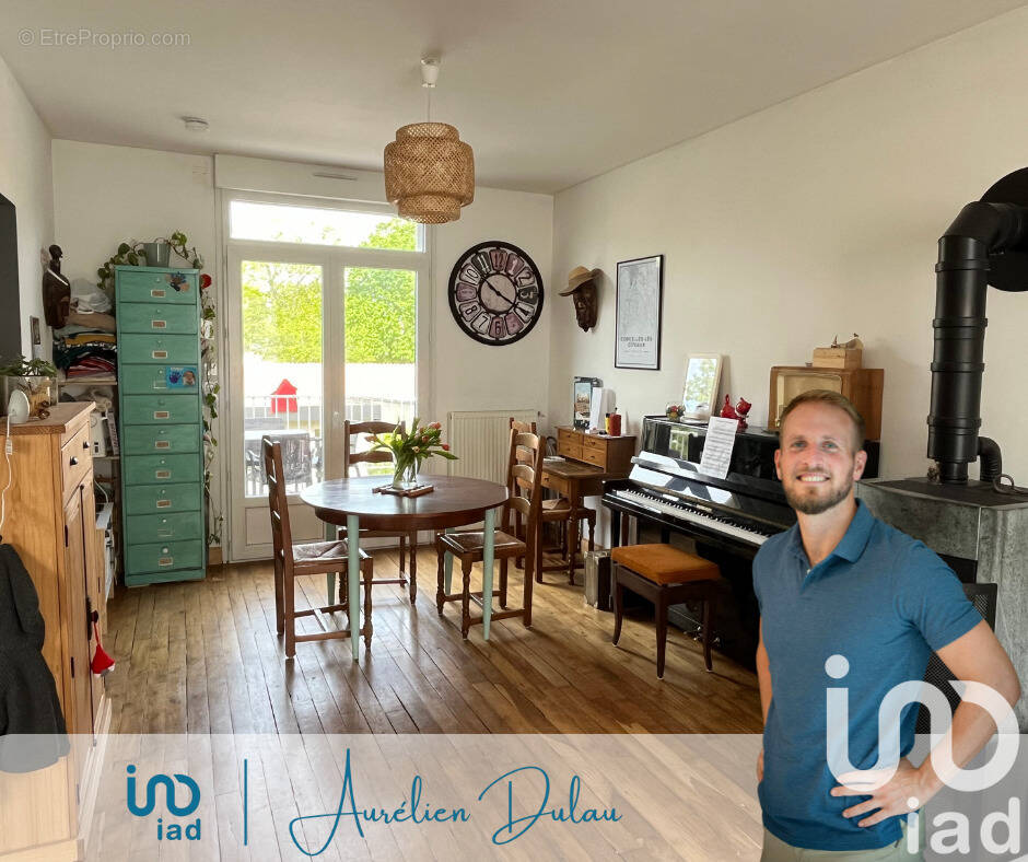 Photo 1 - Maison à CHATELLERAULT