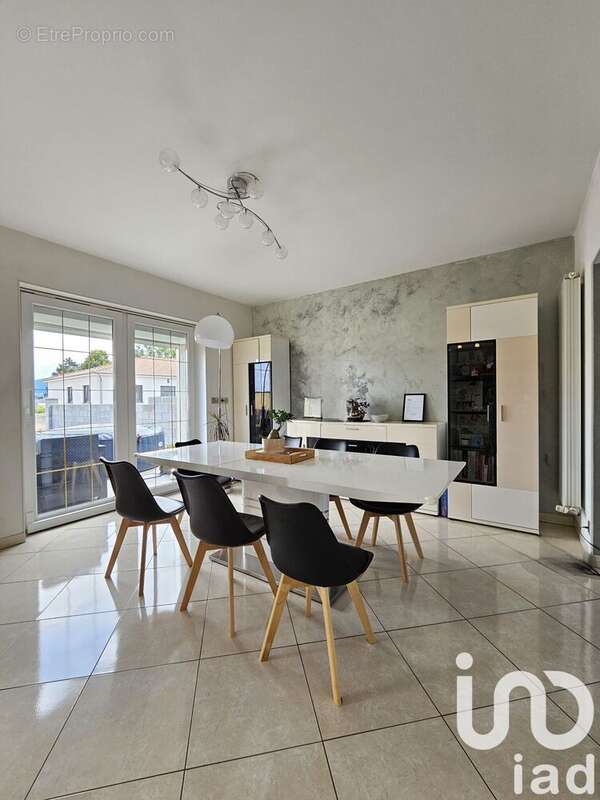 Photo 2 - Maison à HAUCOURT-MOULAINE