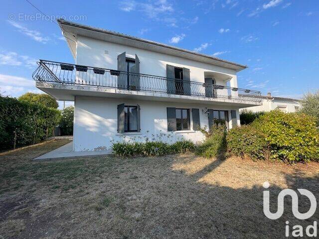 Photo 1 - Maison à SAINTES