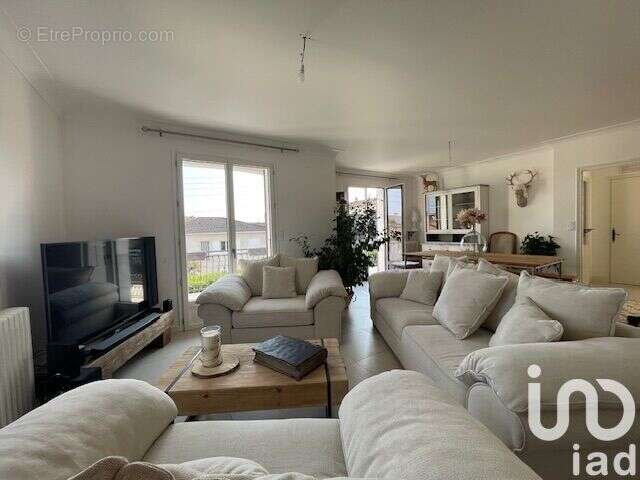 Photo 2 - Maison à SAINTES