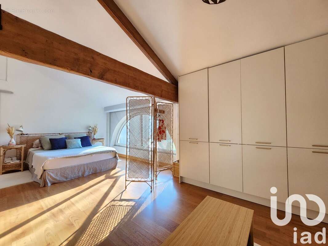 Photo 9 - Maison à ROULLET-SAINT-ESTEPHE