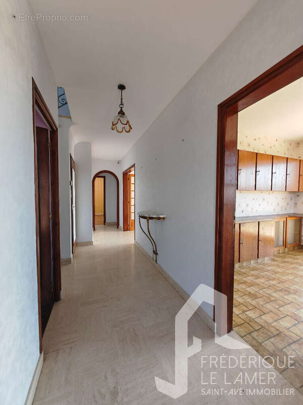 Maison à SAINT-AVE