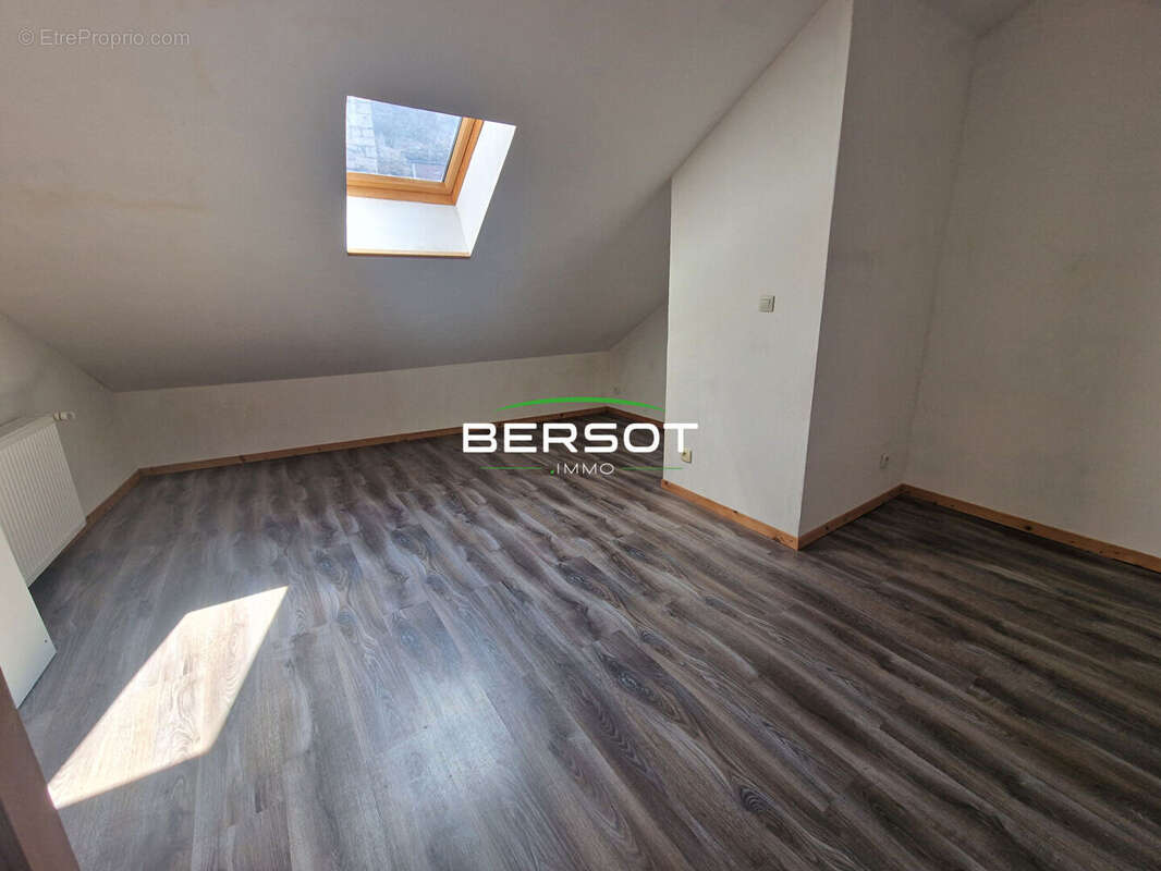 Maison à BAUME-LES-DAMES