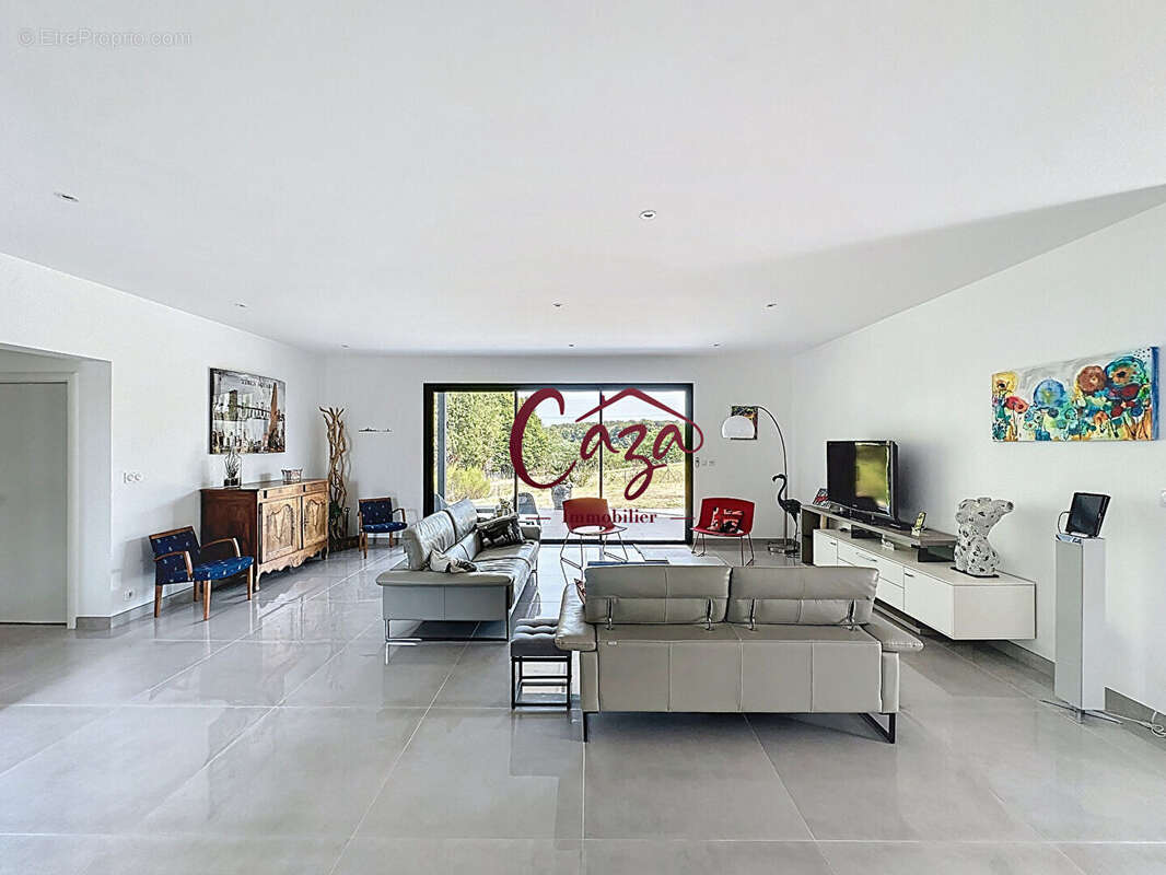 Maison à CAMBLANES-ET-MEYNAC