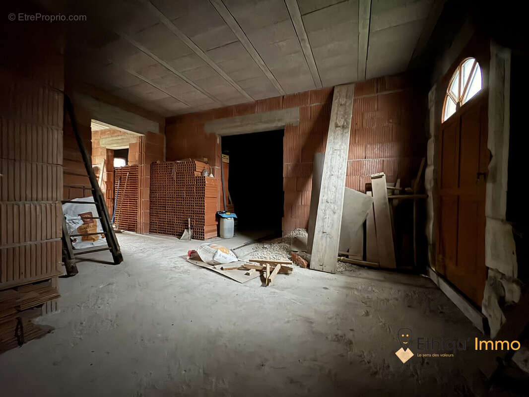 Maison à BOSSANCOURT