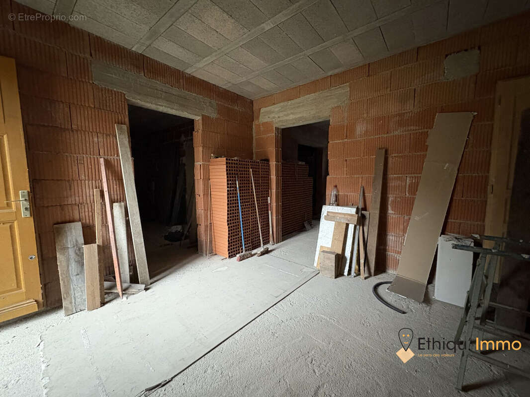 Maison à BOSSANCOURT