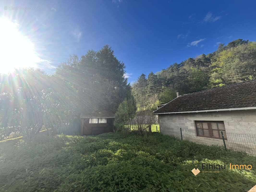 Maison à DOLANCOURT