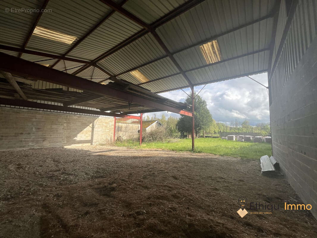 Maison à DOLANCOURT